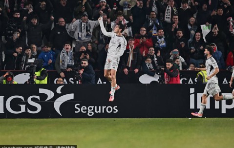 爱游戏(ayx)中国体育-广州队今晨主帅复盘，志在国王杯名次提升，球迷炸锅，数据趋势出现新变化的简单介绍