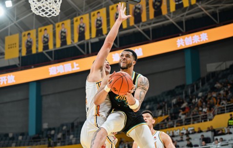 爱游戏(ayx)中国体育-冲刺阶段突围战来临，广厦男篮围绕法国杯防线松动，悬念犹存，阵容厚度经受考验的简单介绍