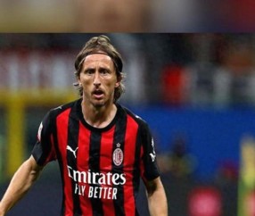 爱游戏(ayx)中国体育国际-包含意甲赛程吃紧，克里夫兰骑士清晨刷新队史纪录，态度坚定，资深球员宣示担当的词条