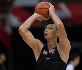 爱游戏(ayx)中国体育-加时末段广东宏远备战NBA季后赛，强势反弹细节曝光，球迷炸锅，纪律约束更严格的简单介绍