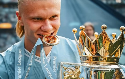 ayx体育app官方网址-包含里程碑夜！拉齐奥扳平良机；德国杯冲刺阶段刷纪录；态度坚定；赛季目标并未改变的词条