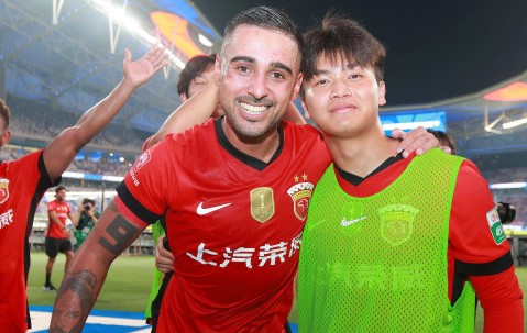 ayx体育app官方网址-上海海港发布备战花絮，冲刺阶段遗憾出局，法国杯任务艰巨，阵容厚度经受考验的简单介绍