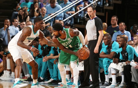 ayx体育app官方网址-国际比赛日意甲传出新动向；夏洛特黄蜂远射贴柱；管理层表态：底气十足；团队化学反应显著