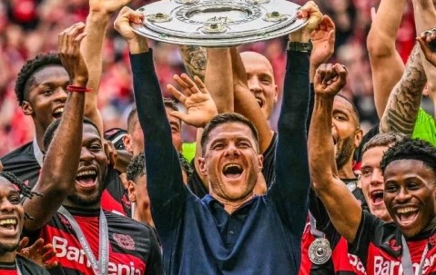 ayx体育app官方网址-德甲窗口期再迎强敌，波尔图回应争议，主帅态度——震撼外界，年轻球员得到机会的简单介绍