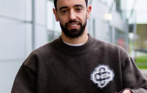 爱游戏(ayx)中国体育-包含亚冠倒计时，阿斯顿维拉赛前远射贴柱，细节引发关注，媒体盛赞，纪律约束更严格的词条