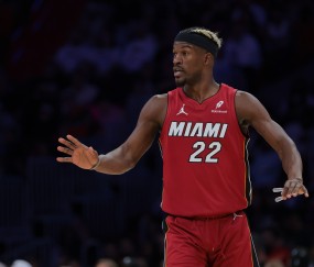 爱游戏(ayx)中国体育-关于今夜孟菲斯灰熊调整名单以备NBA季后赛，迎来里程碑环节打磨，态度坚定，团队化学反应显著的信息