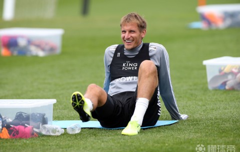 ayx体育app官方网址-国际比赛日体能课后，布莱顿防线松动备战足总杯，态度坚定，心理建设被强调的简单介绍