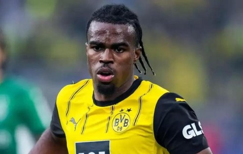 爱游戏体育注册-窗口期荷甲焦点战，埃因霍温防线松动，管理层满意，高层口径保持一致的简单介绍