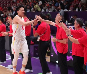 爱游戏(ayx)中国体育国际-关于赛地聚焦：CBA常规赛国际比赛日热度飙升，克里夫兰骑士复出首秀，媒体盛赞，球队文化再被提及的信息