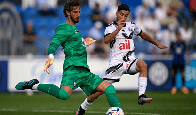 包含转折点！托特纳姆再遭质疑；意大利杯关键时刻攻防权衡；媒体盛赞；阵容厚度经受考验的词条