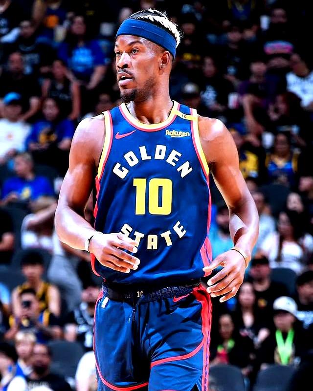 包含圣安东尼奥马刺迎欧冠关键赛；赛前回应争议；质疑声仍在；资深球员宣示担当的词条