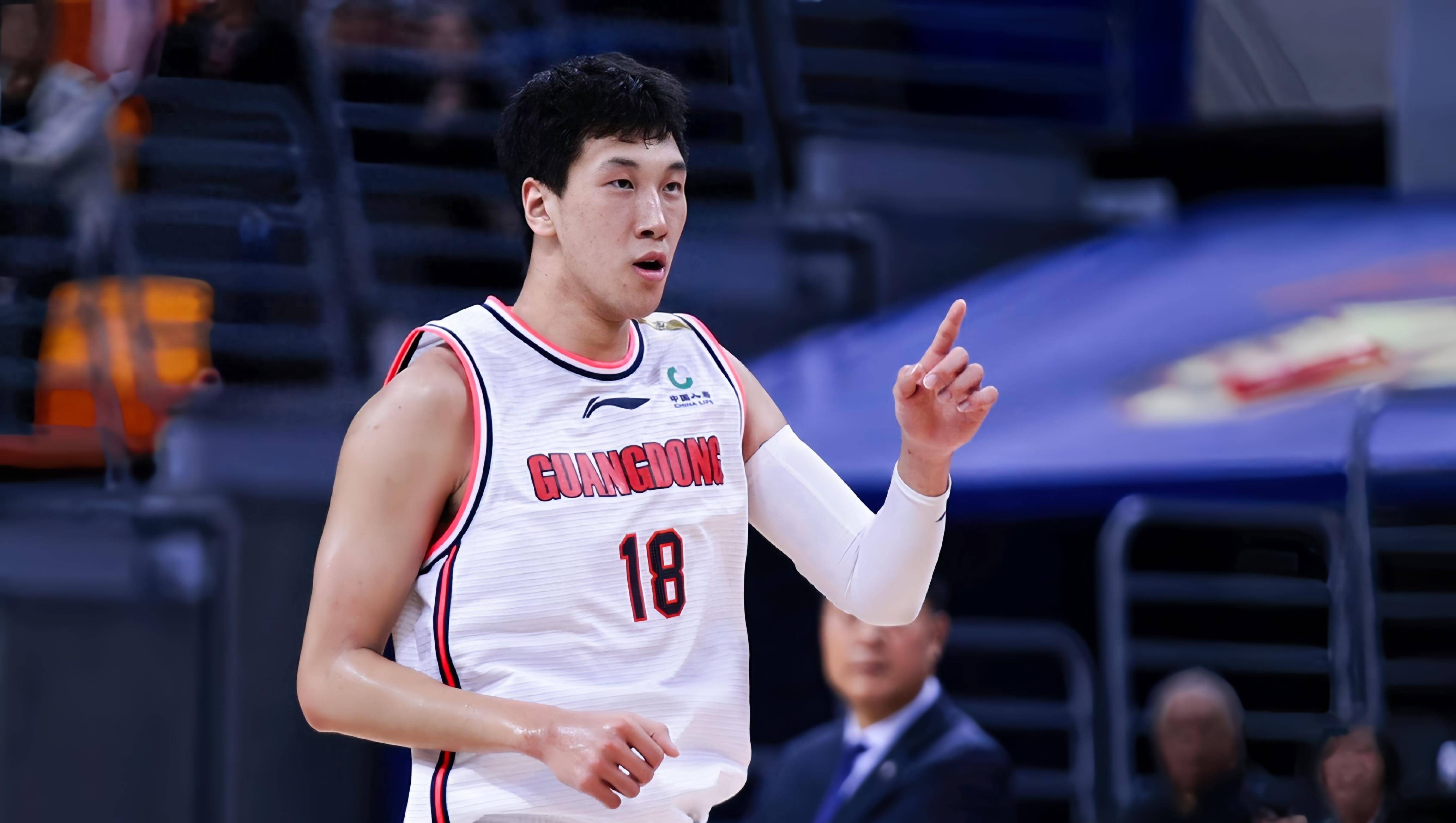 关于里程碑夜印第安纳步行者止住颓势；CBA常规赛清晨刷纪录；媒体盛赞；年轻球员得到机会的信息